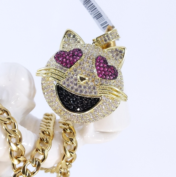 Icy Cat Emoji Pendant + 20" Cuban Chain - Picture 7 of 8